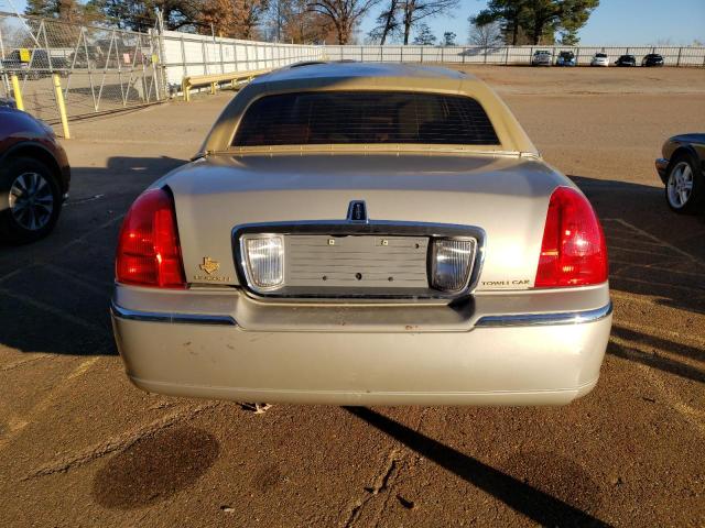 Photo 5 VIN: 2LNBL8FVXBX753620 - LINCOLN TOWN CAR S 