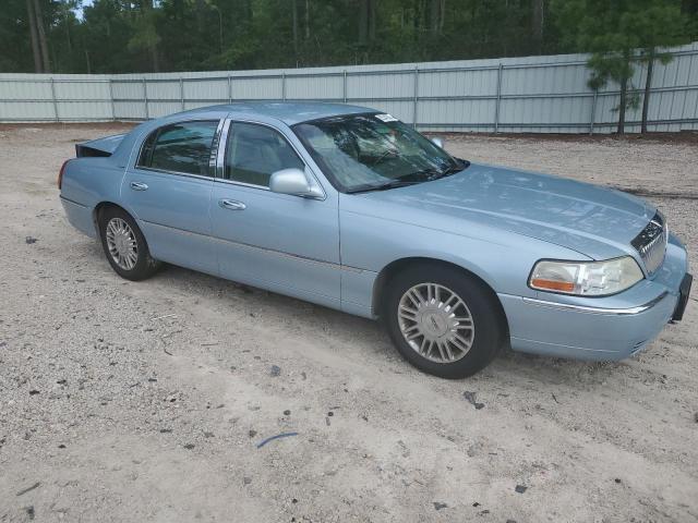 Photo 3 VIN: 2LNHM82V08X635162 - LINCOLN TOWN CAR S 