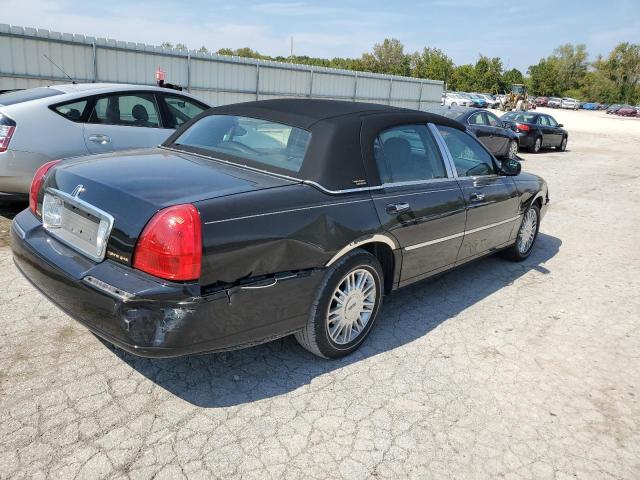 Photo 2 VIN: 2LNHM82V08X663575 - LINCOLN TOWN CAR S 