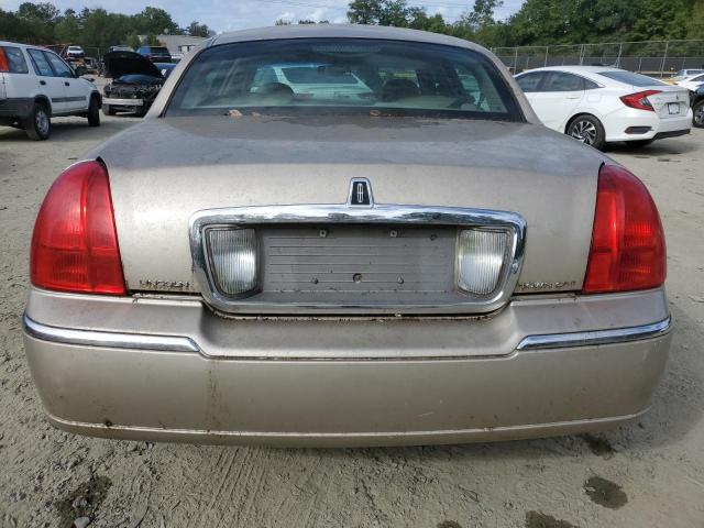 Photo 5 VIN: 2LNHM82V09X633087 - LINCOLN TOWN CAR S 