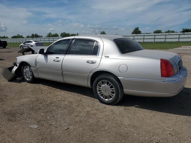 Photo 1 VIN: 2LNHM82V18X640855 - LINCOLN TOWN CAR S 