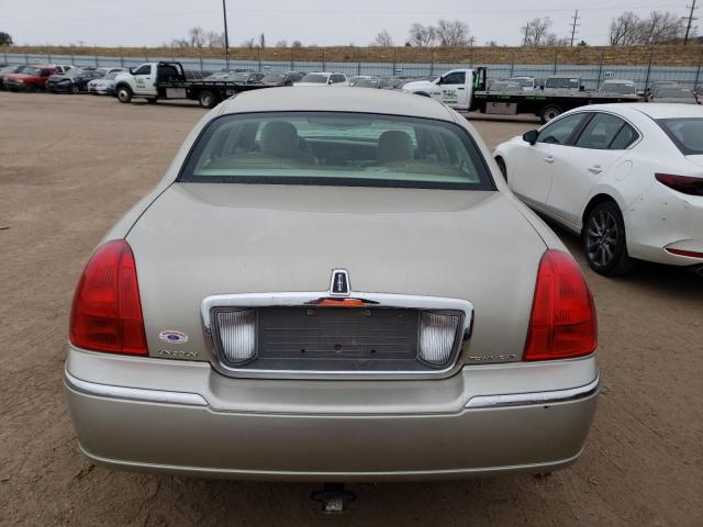 Photo 5 VIN: 2LNHM82V29X623984 - LINCOLN TOWNCAR 