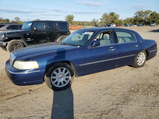 Photo 0 VIN: 2LNHM82V29X628733 - LINCOLN TOWN CAR S 