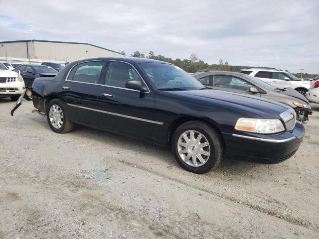 Photo 3 VIN: 2LNHM82V48X655978 - LINCOLN TOWN CAR S 