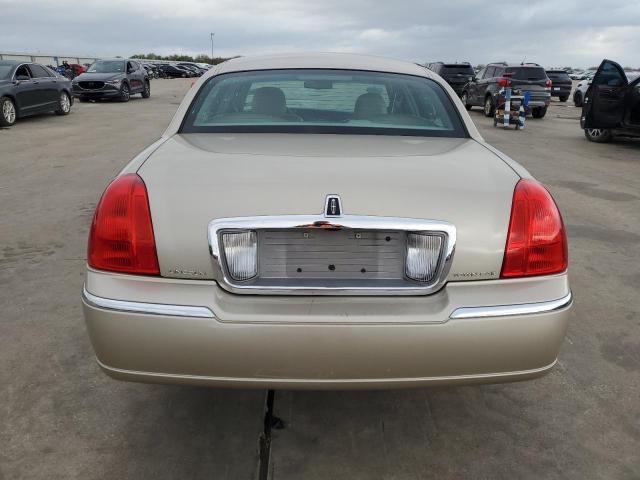 Photo 5 VIN: 2LNHM82V59X635952 - LINCOLN TOWN CAR S 