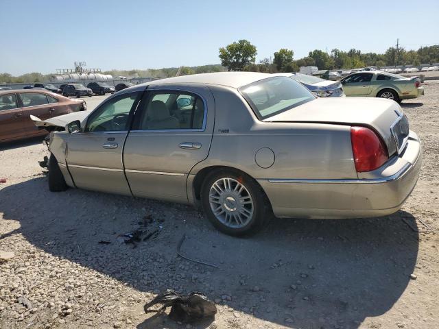 Photo 1 VIN: 2LNHM82V68X639524 - LINCOLN TOWN CAR S 