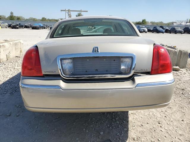 Photo 5 VIN: 2LNHM82V68X639524 - LINCOLN TOWN CAR S 