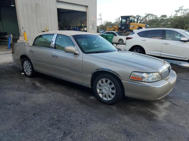 Photo 3 VIN: 2LNHM82V68X641063 - LINCOLN TOWN CAR S 