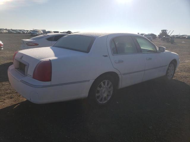 Photo 2 VIN: 2LNHM82V68X654167 - LINCOLN TOWNCAR 