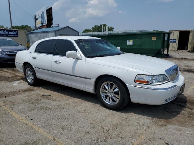 Photo 3 VIN: 2LNHM82V69X635569 - LINCOLN TOWN CAR S 