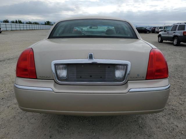 Photo 5 VIN: 2LNHM82V78X652153 - LINCOLN TOWNCAR 