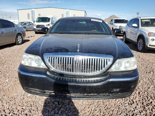 Photo 4 VIN: 2LNHM82V79X617176 - LINCOLN TOWNCAR 