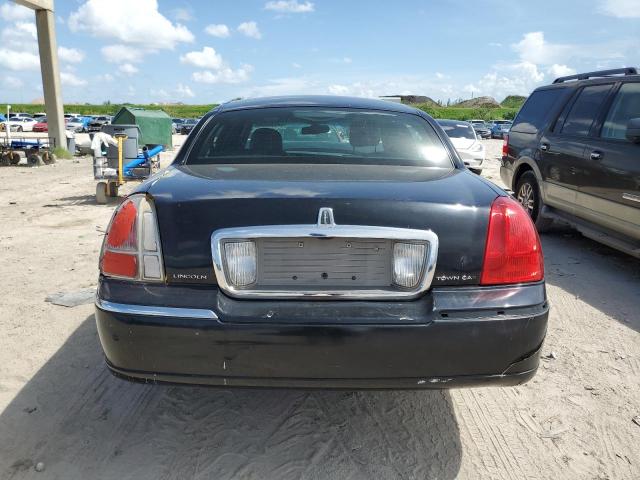 Photo 5 VIN: 2LNHM82V88X634258 - LINCOLN TOWNCAR 