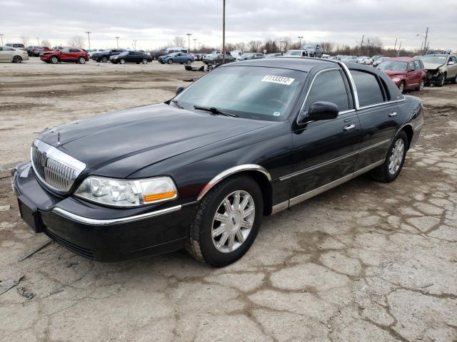 Photo 0 VIN: 2LNHM82V98X642093 - LINCOLN TOWN CAR S 