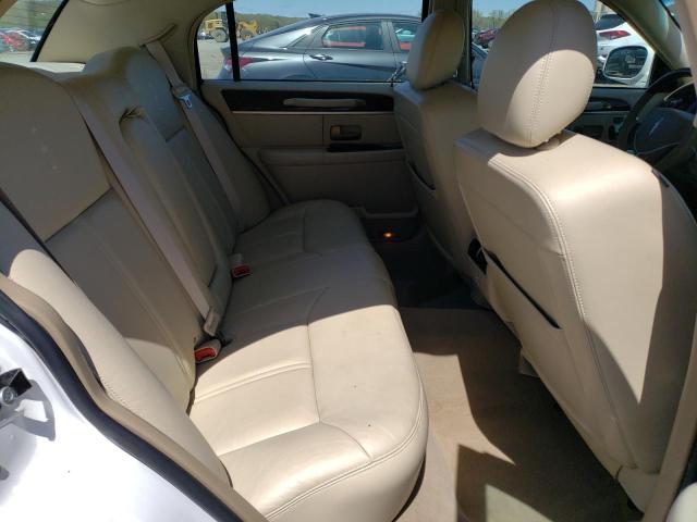 Photo 9 VIN: 2LNHM82V99X631578 - LINCOLN TOWNCAR 