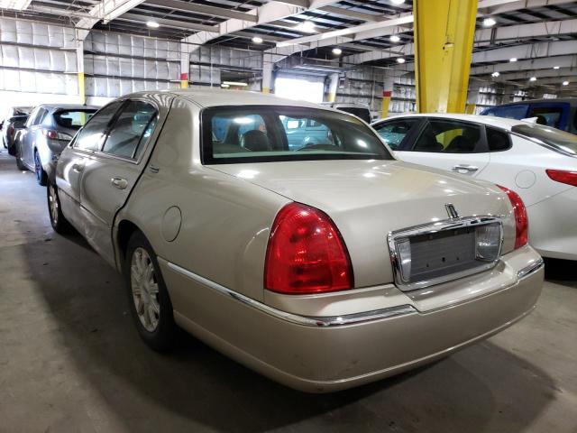 Photo 1 VIN: 2LNHM82VX9X617091 - LINCOLN TOWN CAR S 