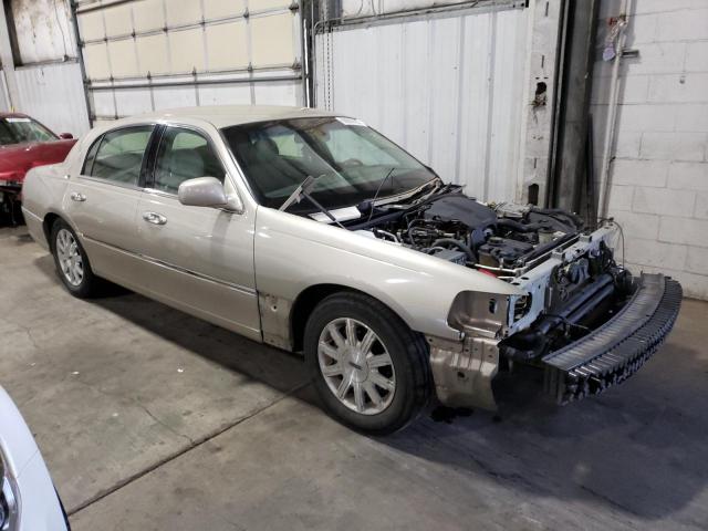 Photo 3 VIN: 2LNHM82VX9X617091 - LINCOLN TOWN CAR S 