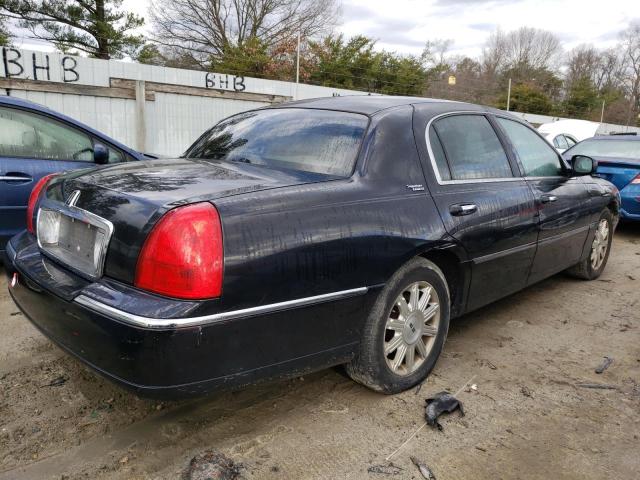 Photo 2 VIN: 2LNHM82VX9X622646 - LINCOLN TOWN CAR S 