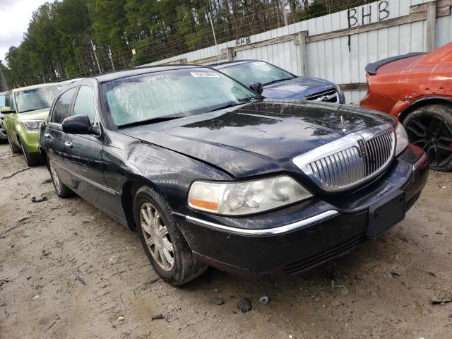 Photo 3 VIN: 2LNHM82VX9X622646 - LINCOLN TOWN CAR S 