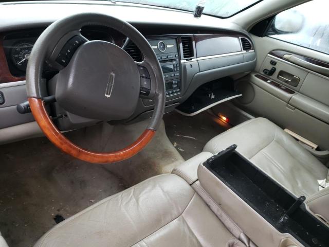 Photo 7 VIN: 2LNHM82VX9X622646 - LINCOLN TOWN CAR S 