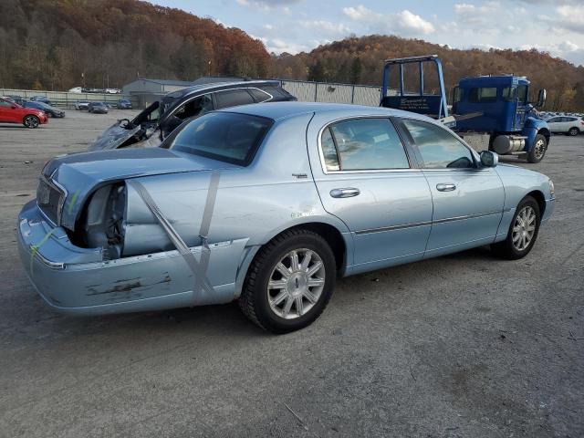 Photo 2 VIN: 2LNHM82VX9X633646 - LINCOLN TOWN CAR S 