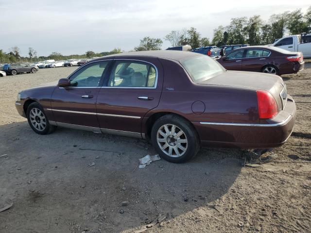 Photo 1 VIN: 2LNHM82W18X655672 - LINCOLN TOWN CAR S 