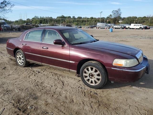 Photo 3 VIN: 2LNHM82W18X655672 - LINCOLN TOWN CAR S 