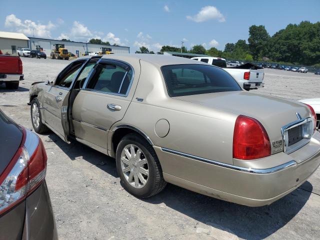 Photo 1 VIN: 2LNHM82W98X651174 - LINCOLN TOWN CAR S 