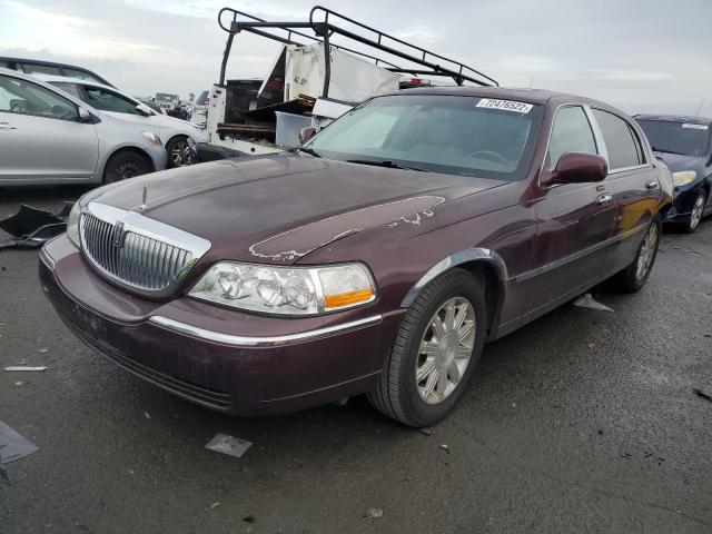 Photo 0 VIN: 2LNHM82W98X652907 - LINCOLN TOWNCAR 