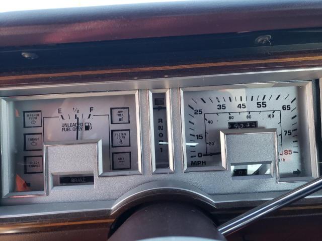 Photo 8 VIN: 2MEBM74F0KX713827 - MERCURY GRMARQUIS 