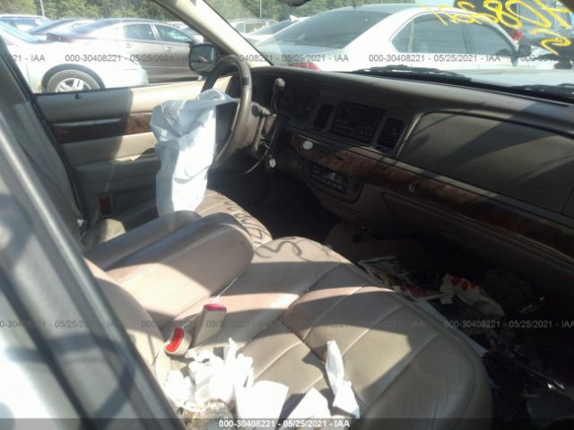 Photo 4 VIN: 2MEBM7FV0BX604451 - MERCURY GRAND MARQUIS 