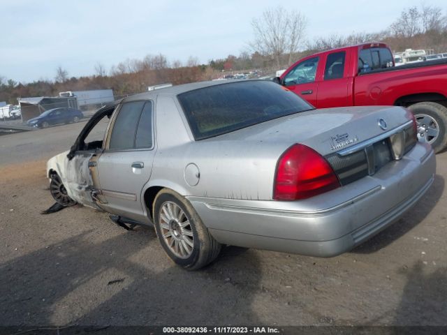 Photo 2 VIN: 2MEBM7FV1AX626277 - MERCURY GRAND MARQUIS 