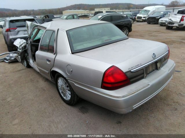 Photo 2 VIN: 2MEBM7FV1AX628773 - MERCURY GRAND MARQUIS 