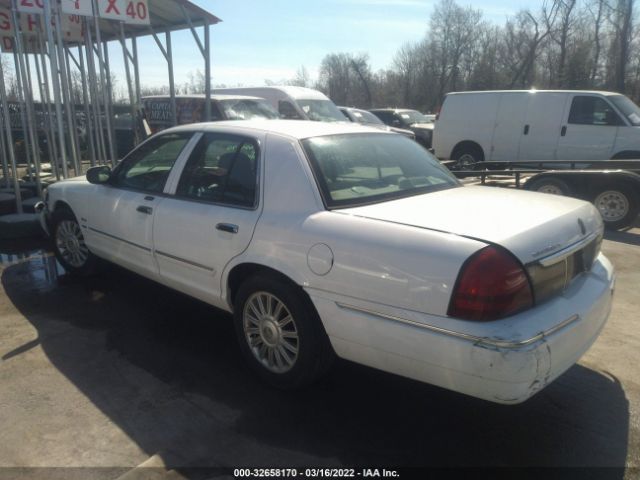 Photo 2 VIN: 2MEBM7FV1AX630376 - MERCURY GRAND MARQUIS 