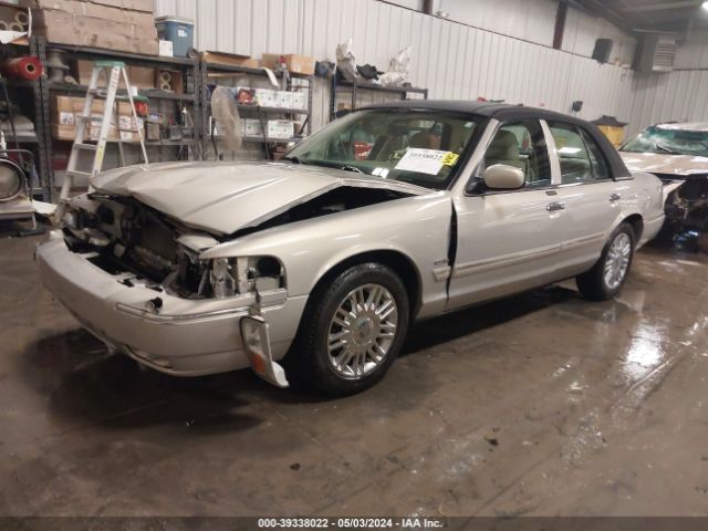 Photo 1 VIN: 2MEBM7FV1AX637814 - MERCURY GRAND MARQUIS 