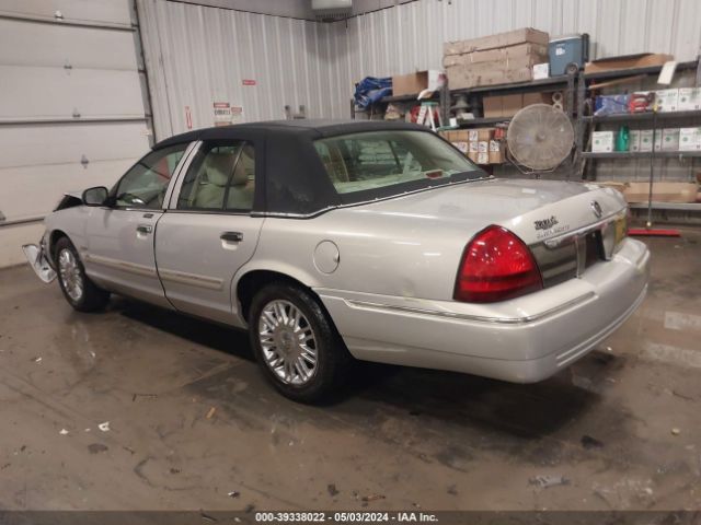 Photo 2 VIN: 2MEBM7FV1AX637814 - MERCURY GRAND MARQUIS 