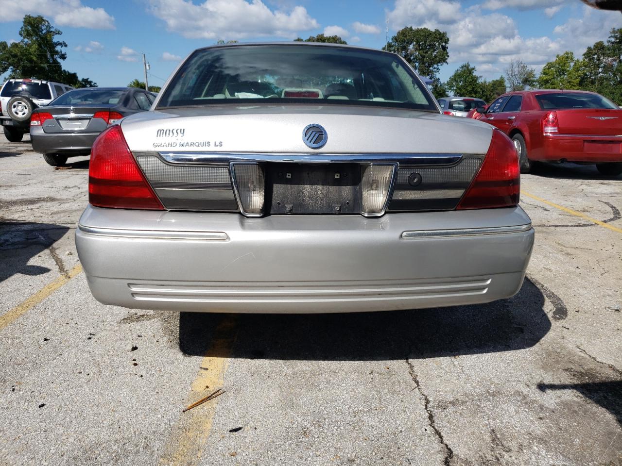 Photo 5 VIN: 2MEBM7FV2AX613473 - MERCURY GRAND MARQUIS 