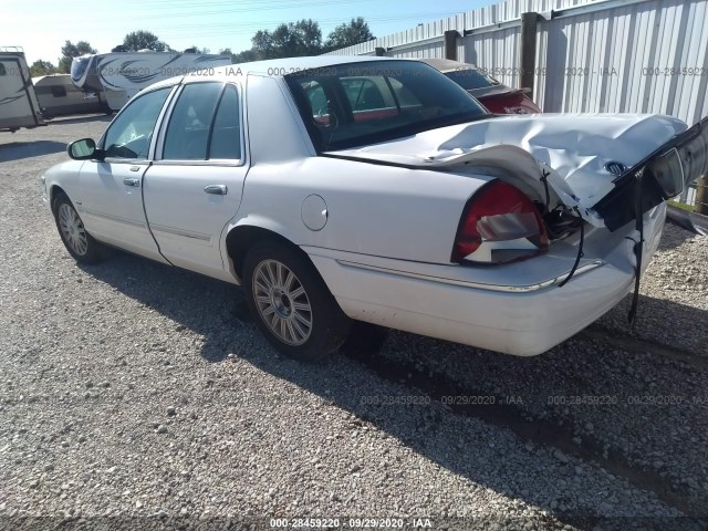 Photo 2 VIN: 2MEBM7FV4BX600080 - MERCURY GRAND MARQUIS 