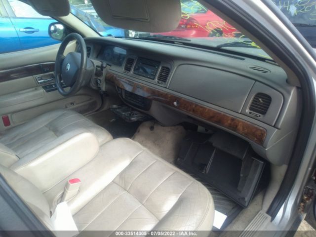 Photo 4 VIN: 2MEBM7FV6AX630986 - MERCURY GRAND MARQUIS 