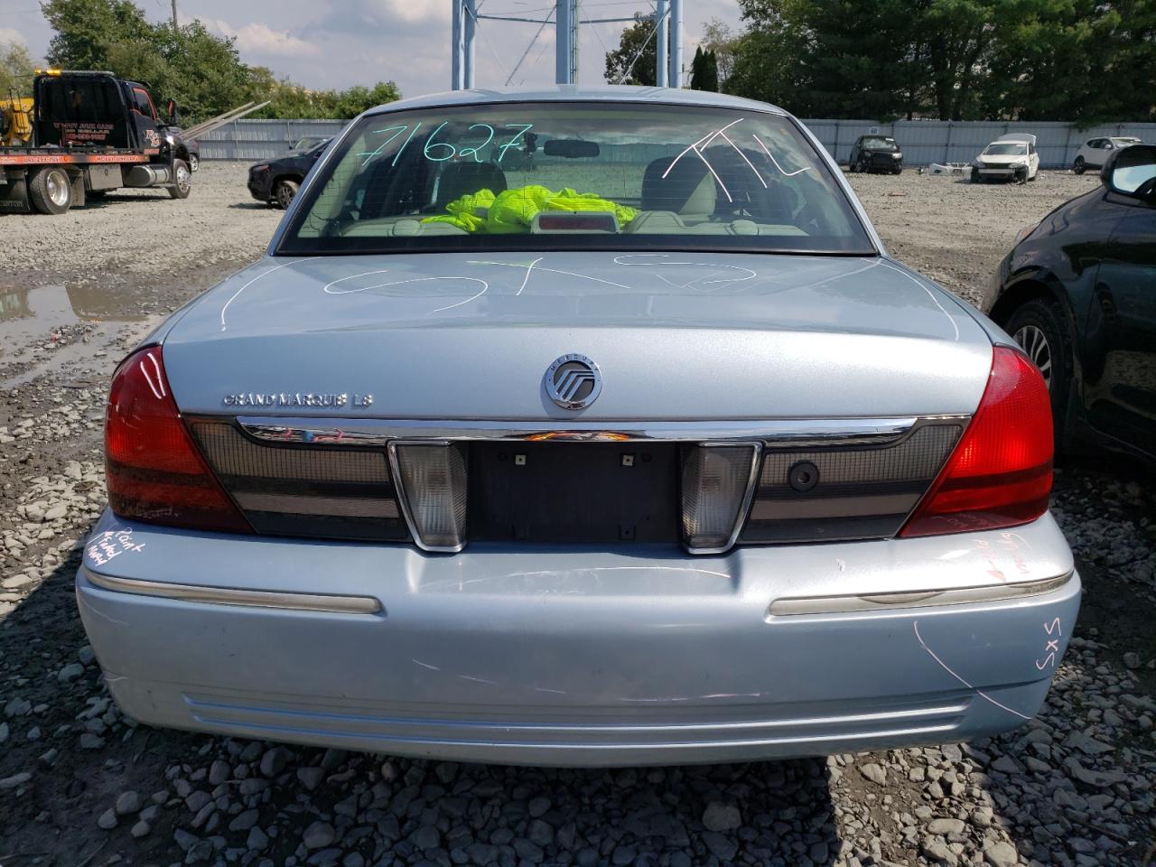 Photo 5 VIN: 2MEBM7FV7AX617597 - MERCURY GRAND MARQUIS 