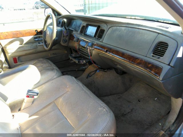 Photo 4 VIN: 2MEBM7FV8AX626227 - MERCURY GRAND MARQUIS 