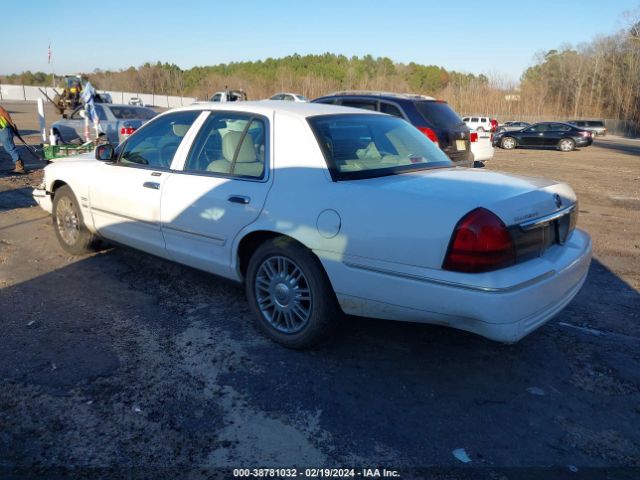 Photo 2 VIN: 2MEBM7FV8AX631833 - MERCURY GRAND MARQUIS 