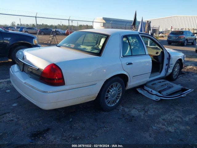 Photo 3 VIN: 2MEBM7FV8AX631833 - MERCURY GRAND MARQUIS 