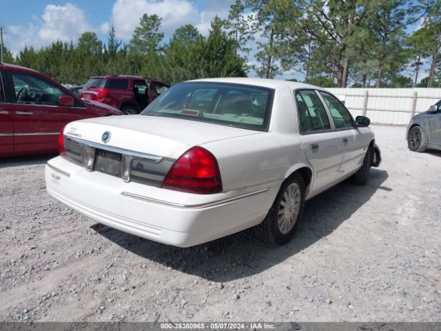 Photo 3 VIN: 2MEBM7FV8BX603774 - MERCURY GRAND MARQUIS 