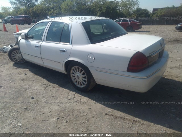 Photo 2 VIN: 2MEBM7FV9AX626950 - MERCURY GRAND MARQUIS 