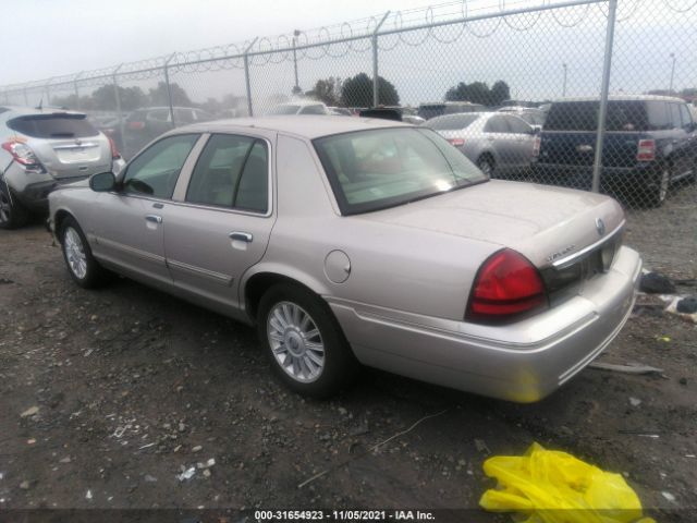 Photo 2 VIN: 2MEBM7FVXAX611776 - MERCURY GRAND MARQUIS 