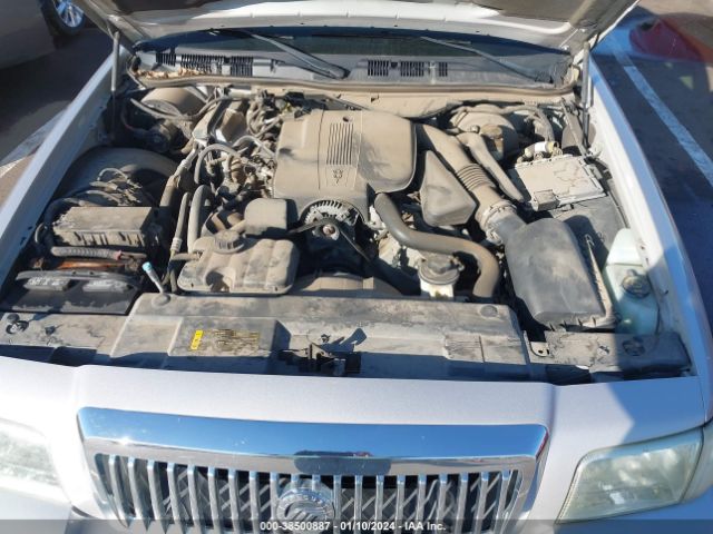 Photo 9 VIN: 2MEBM7FVXAX612930 - MERCURY GRAND MARQUIS 