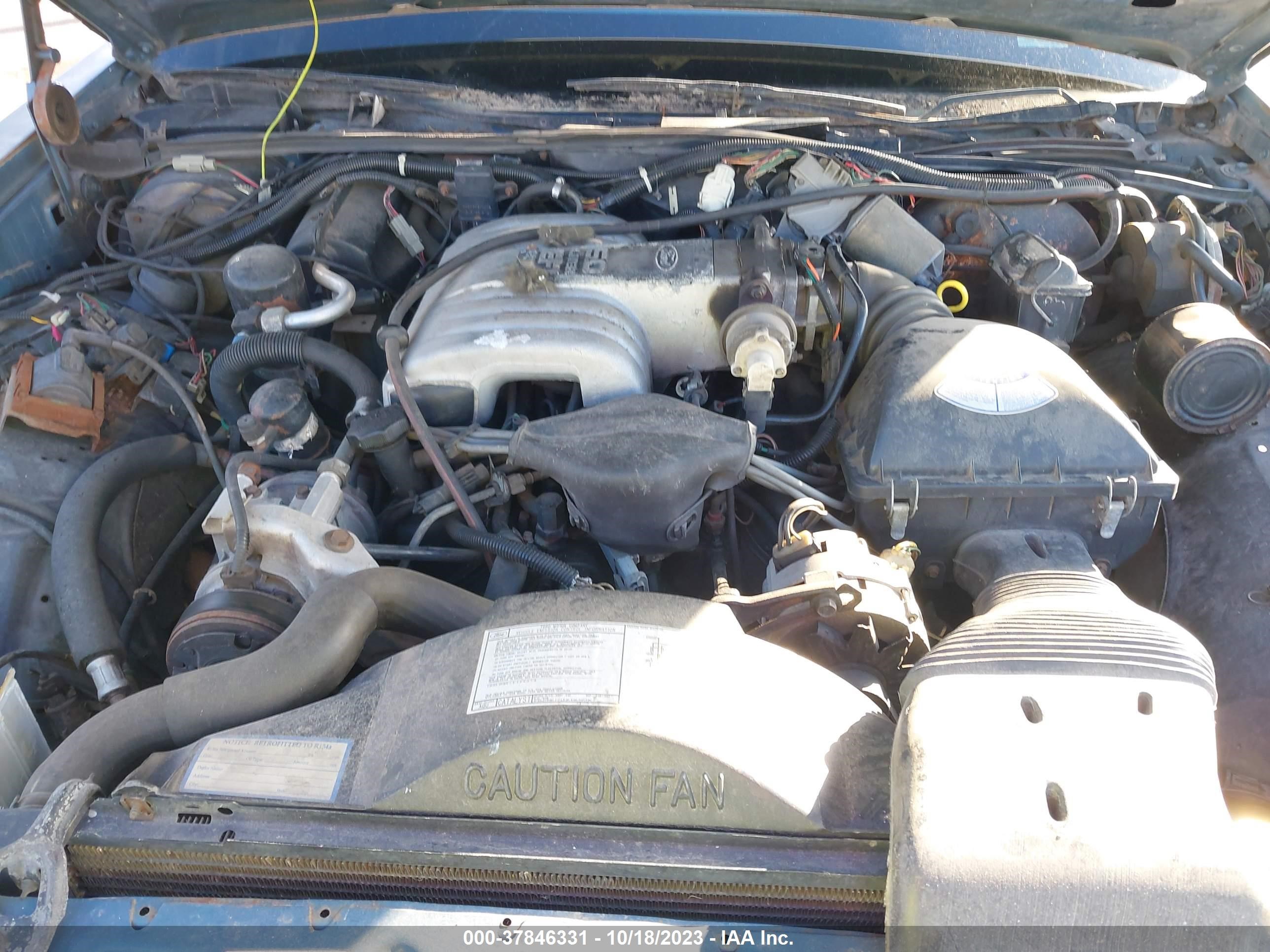 Photo 9 VIN: 2MEBP95F4GX703505 - MERCURY GRAND MARQUIS 