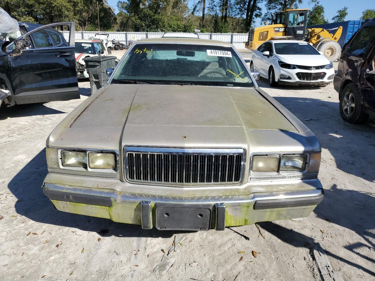 Photo 4 VIN: 2MECM74F7MX674841 - MERCURY GRAND MARQUIS 