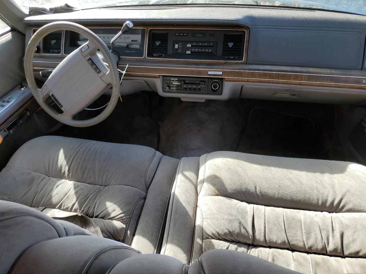 Photo 7 VIN: 2MECM74F7MX674841 - MERCURY GRAND MARQUIS 